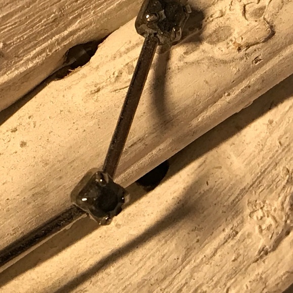 Beautiful Black Small Waterfall Necklace. - Picture 2 of 5